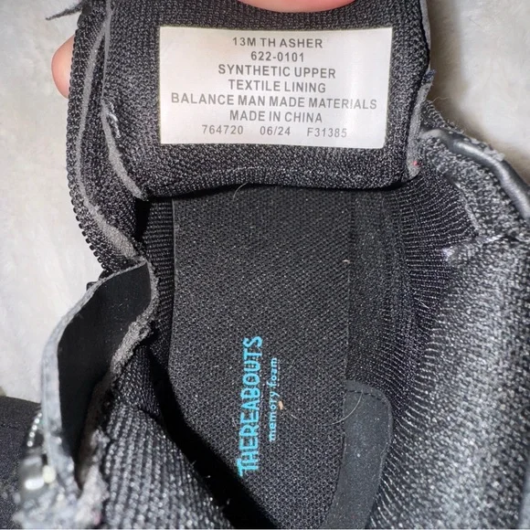 Thereabouts Size 13 Boys High Top Shoes Black Faux Leather Lace Up Round Toe - Picture 4 of 7